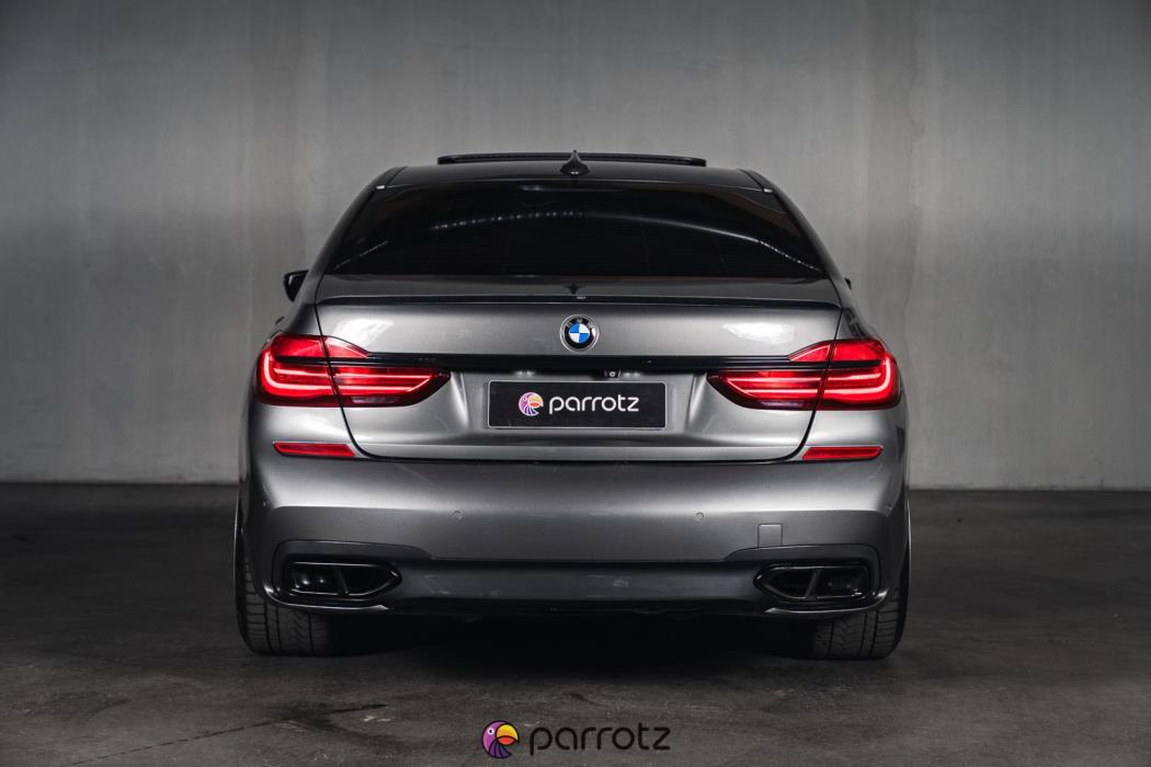 BMW 730 2016