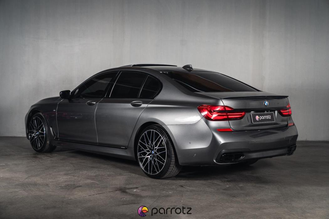 BMW 730 2016