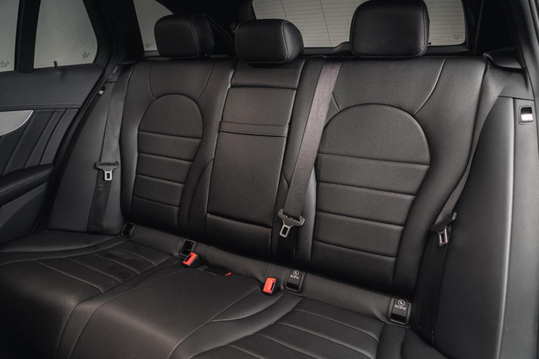 MERCEDES-BENZ C 2015