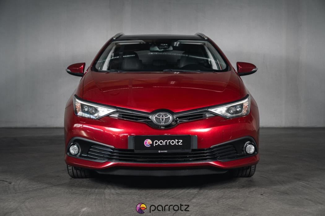TOYOTA Auris 2017