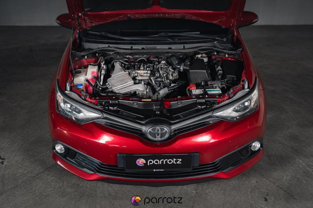 TOYOTA Auris 2017
