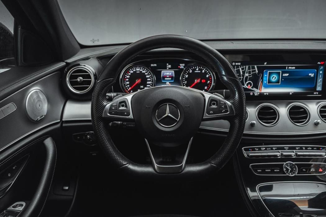 MERCEDES-BENZ E 2018