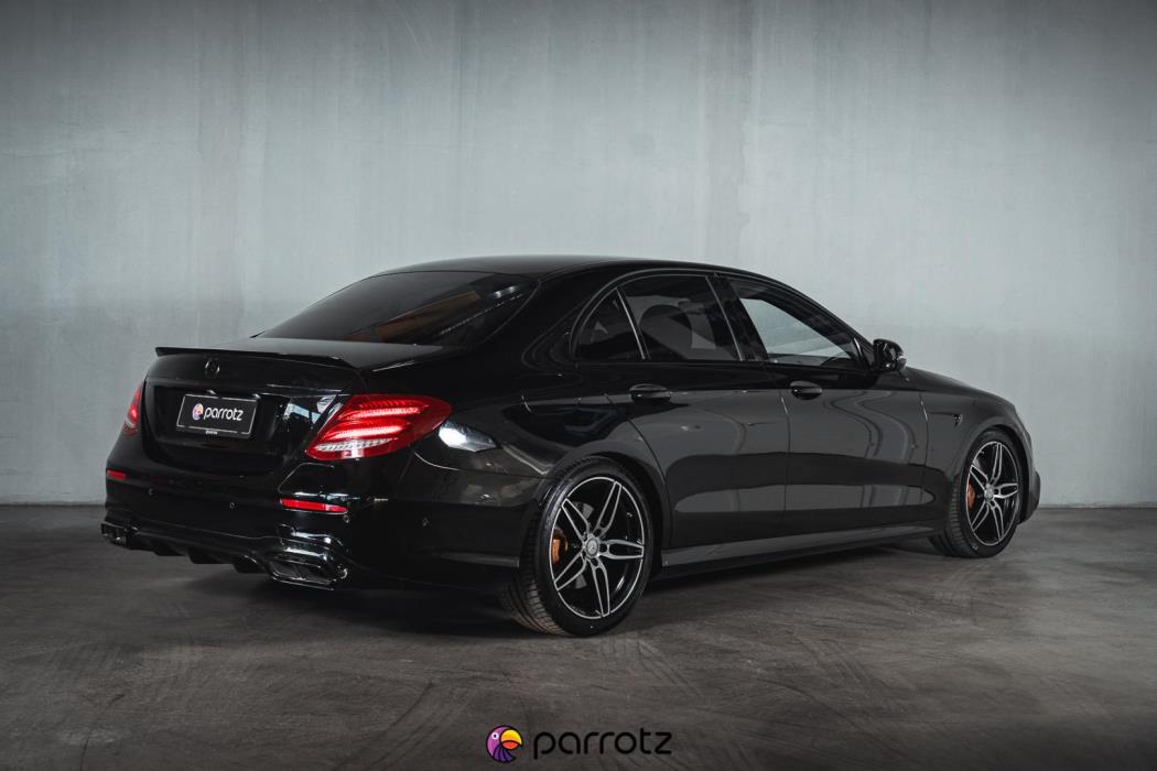 MERCEDES-BENZ E 2018