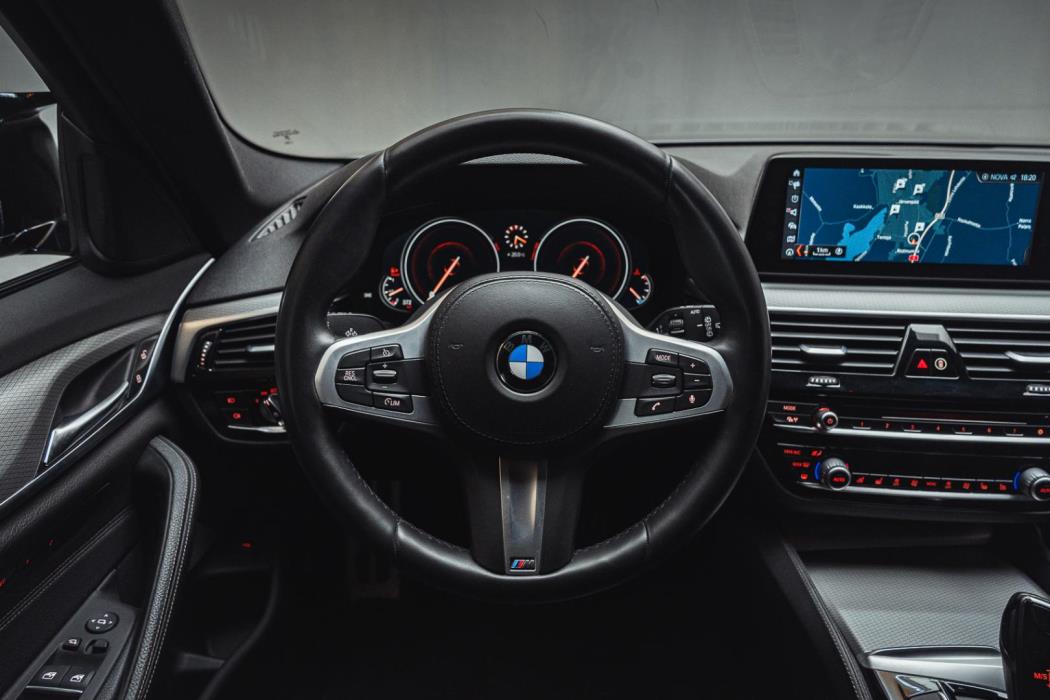 BMW 530 2018