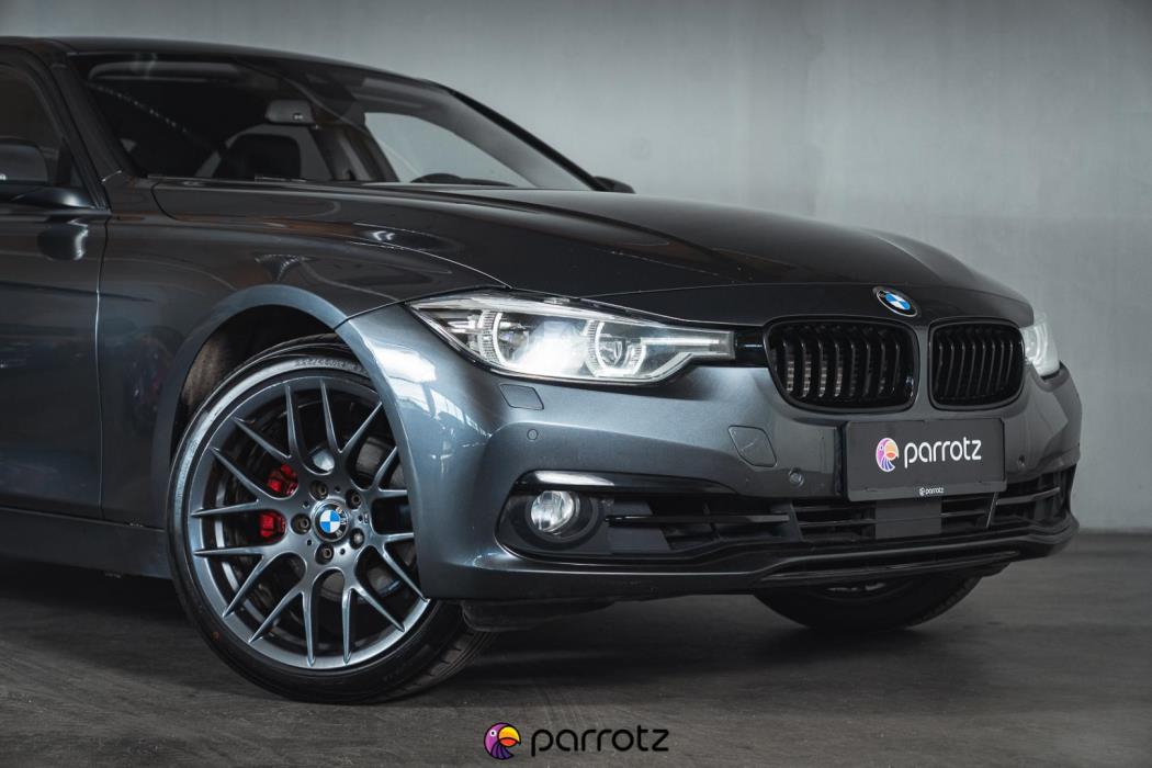 BMW 330 2017