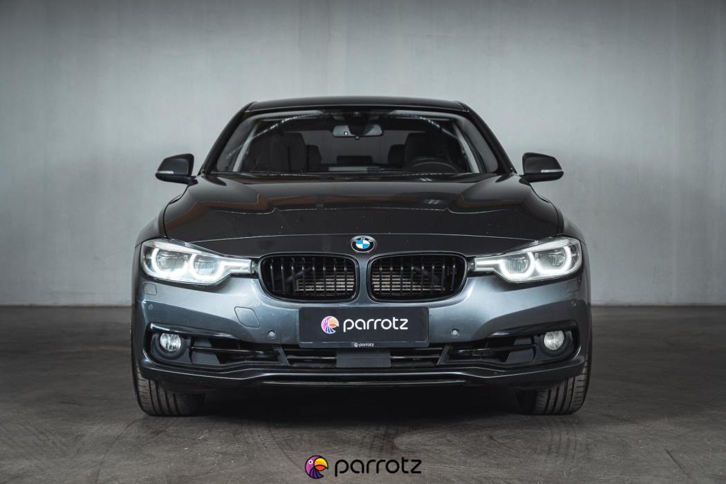 BMW 330 2017