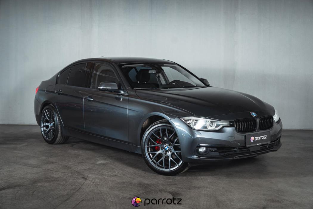 BMW 330 2017