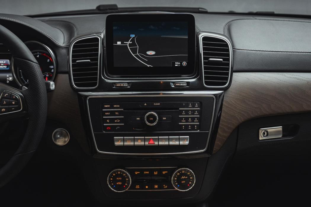 MERCEDES-BENZ GLS 2016