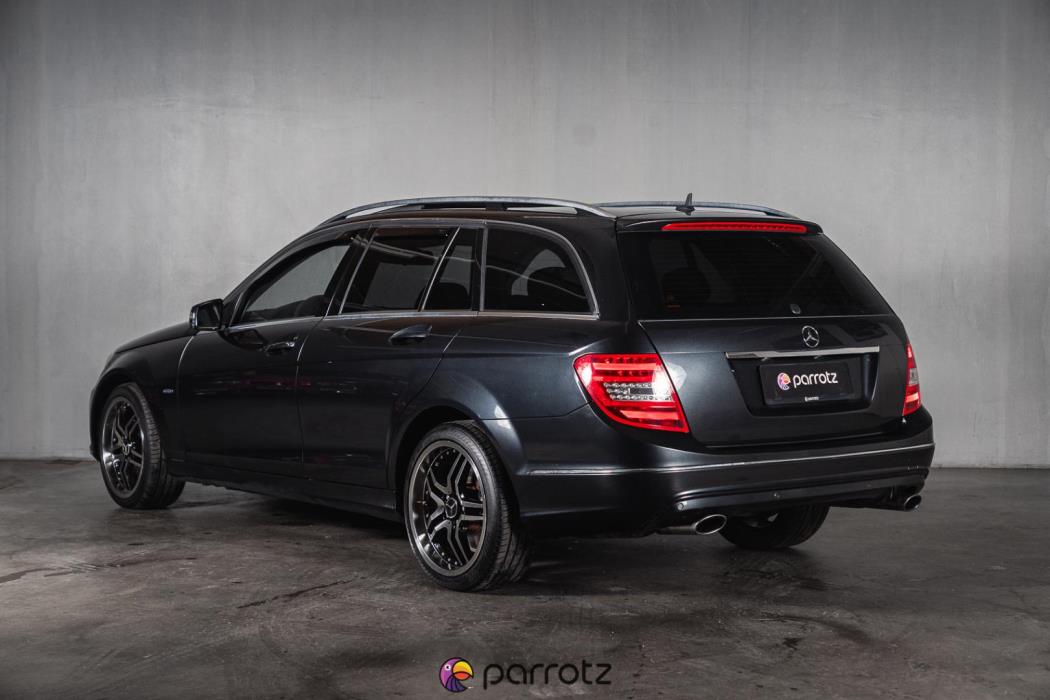 MERCEDES-BENZ C 2011