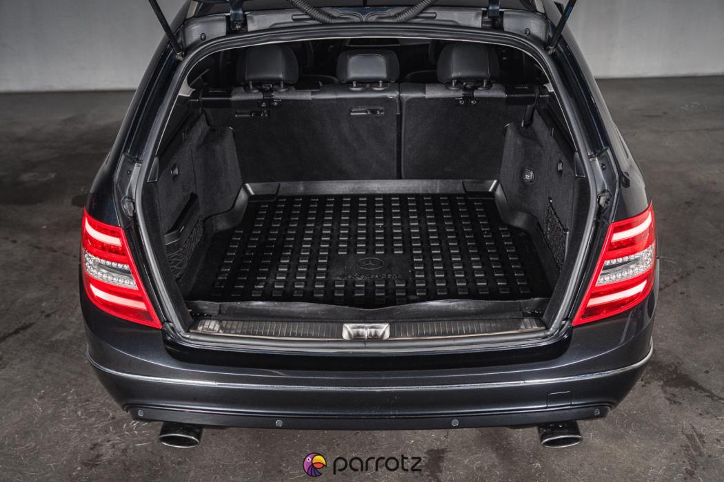 MERCEDES-BENZ C 2011