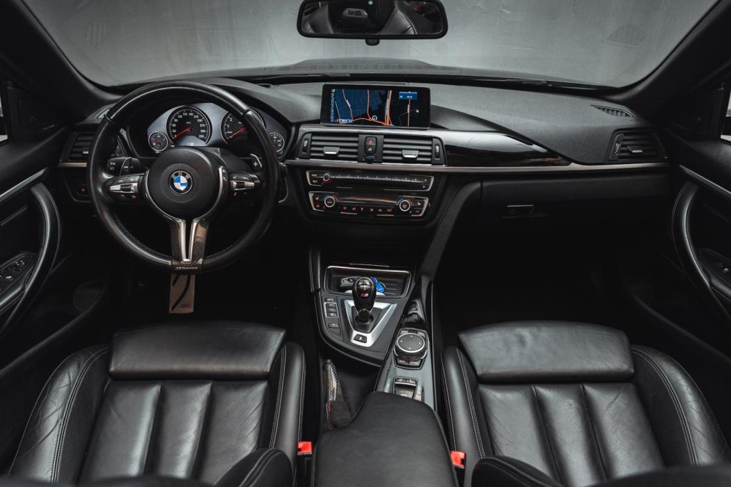 BMW M4 2015