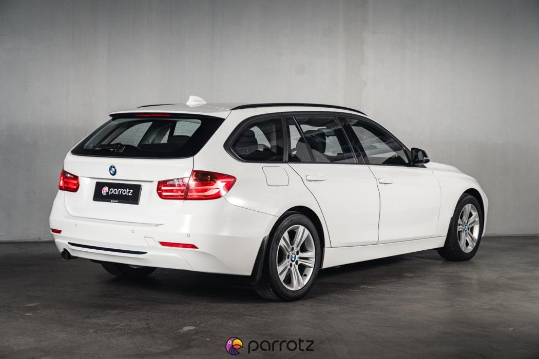 BMW 320 2013