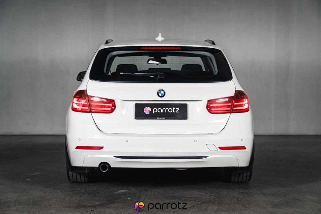 BMW 320 2013