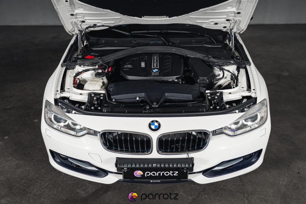 BMW 320 2013