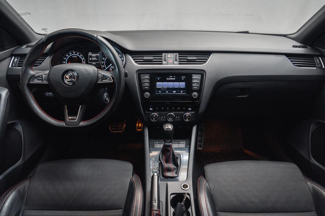 SKODA Octavia 2014