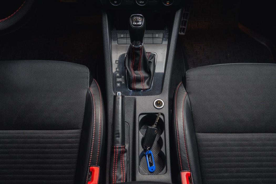 SKODA Octavia 2014