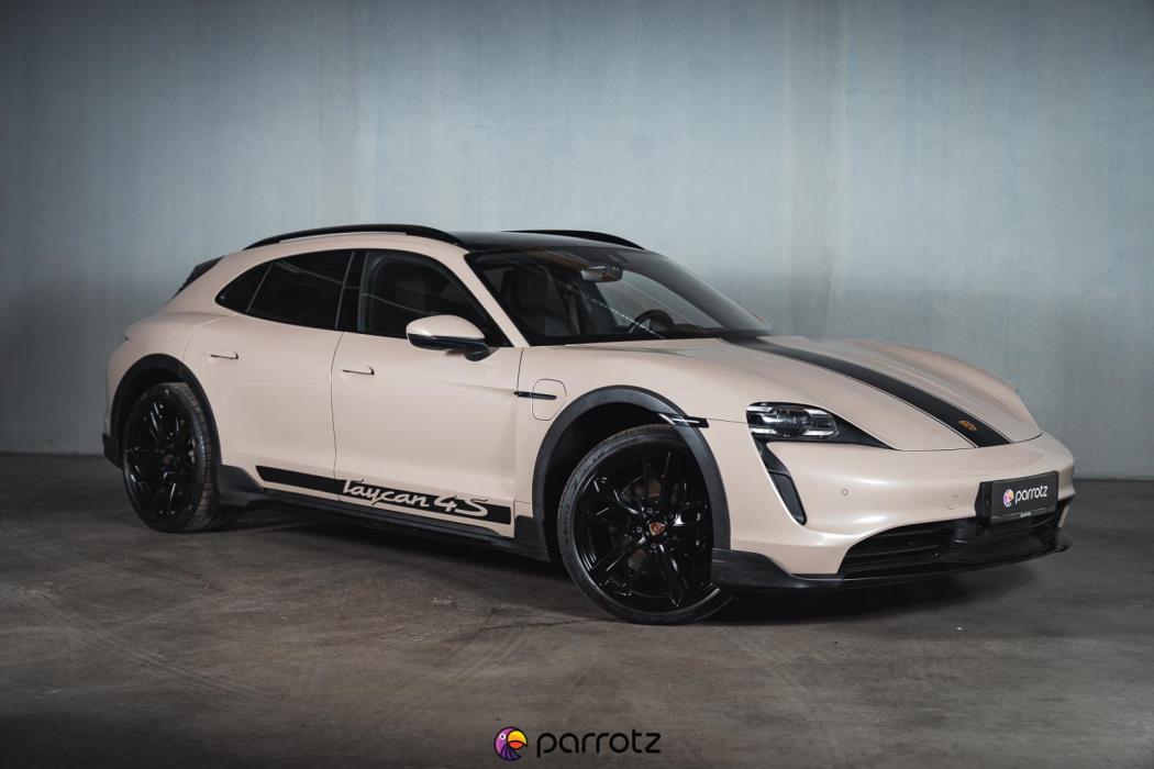 PORSCHE Taycan 2021