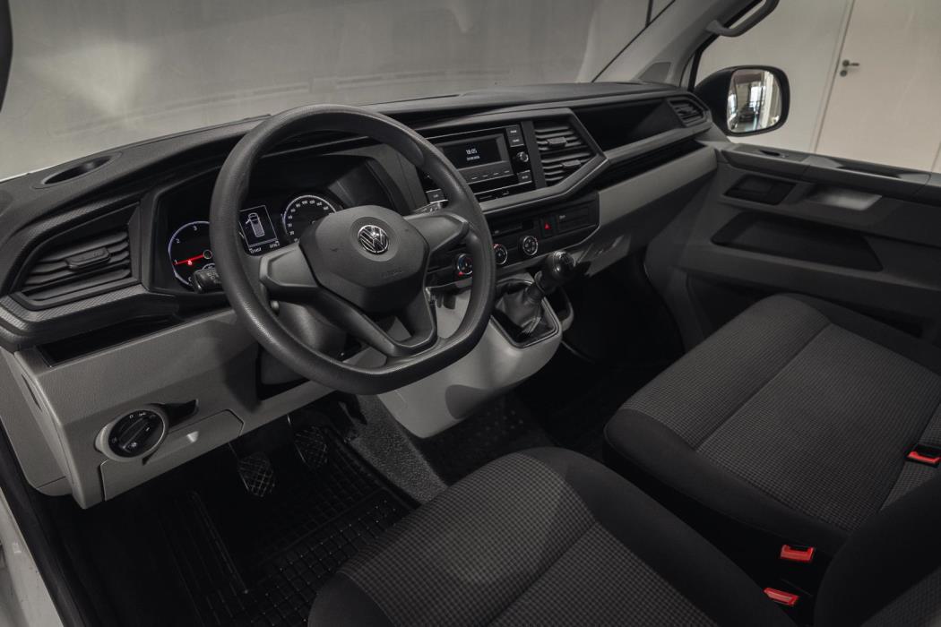 VOLKSWAGEN Transporter 2020