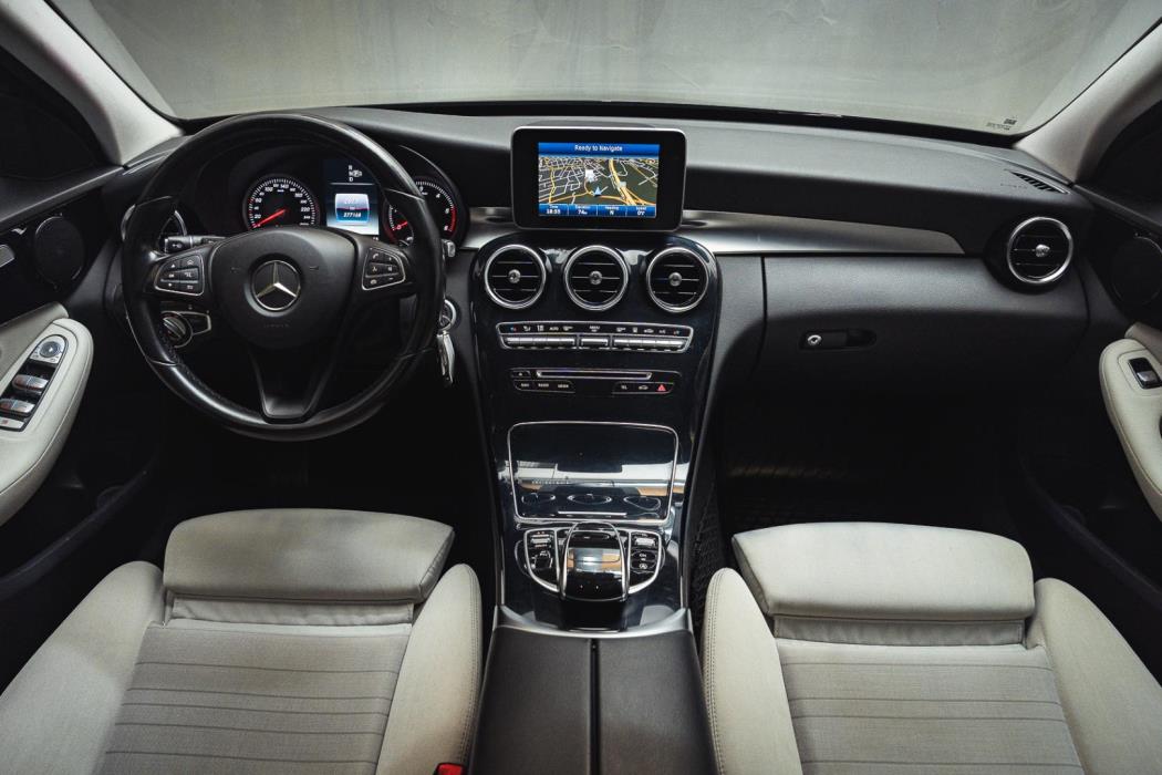 MERCEDES-BENZ C 2015