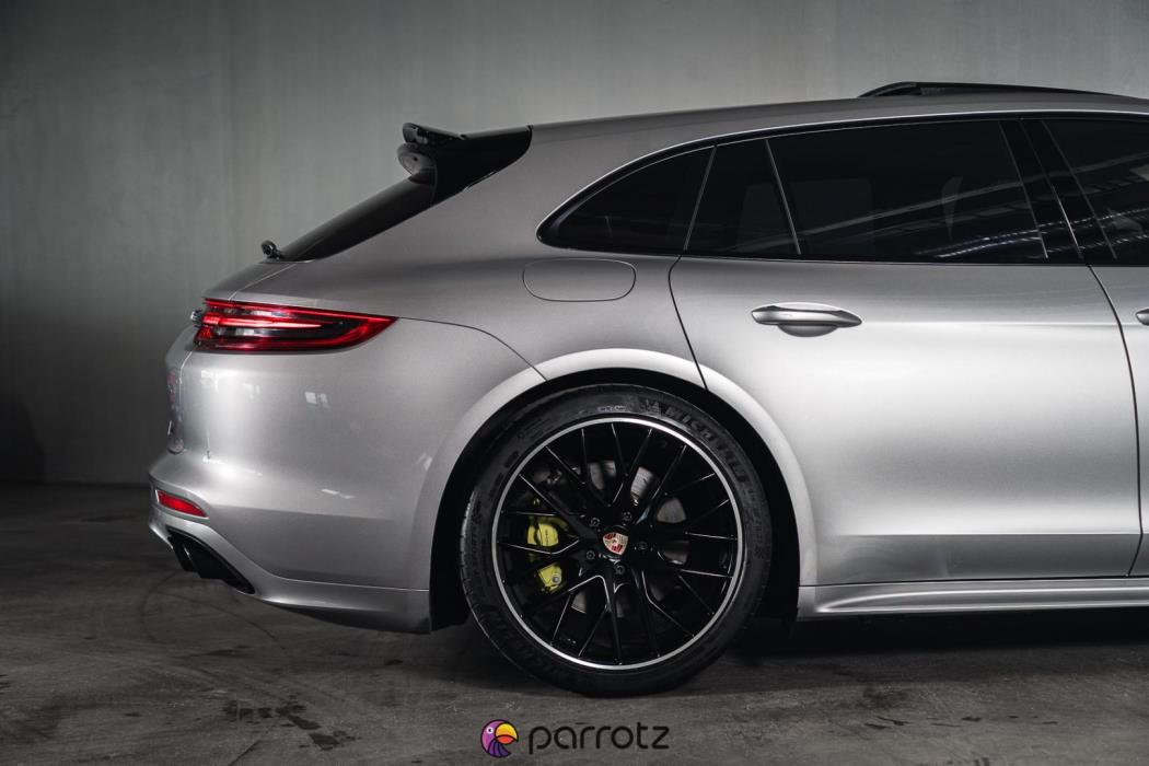 PORSCHE Panamera 2020