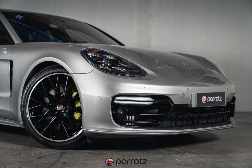 PORSCHE Panamera 2020