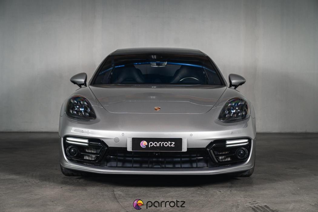 PORSCHE Panamera 2020