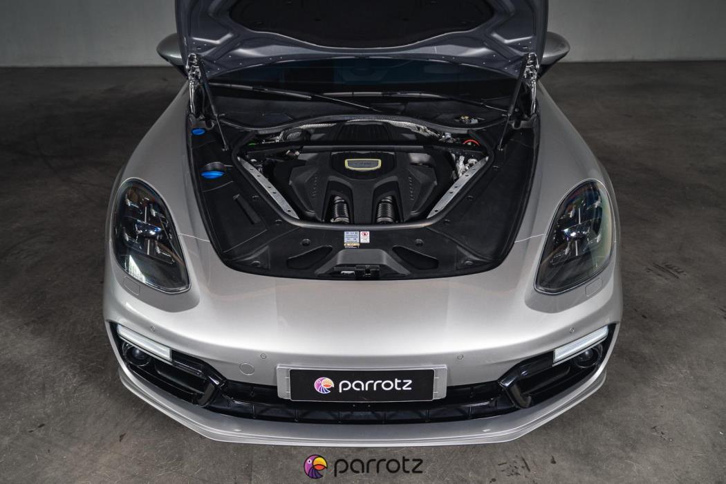 PORSCHE Panamera 2020