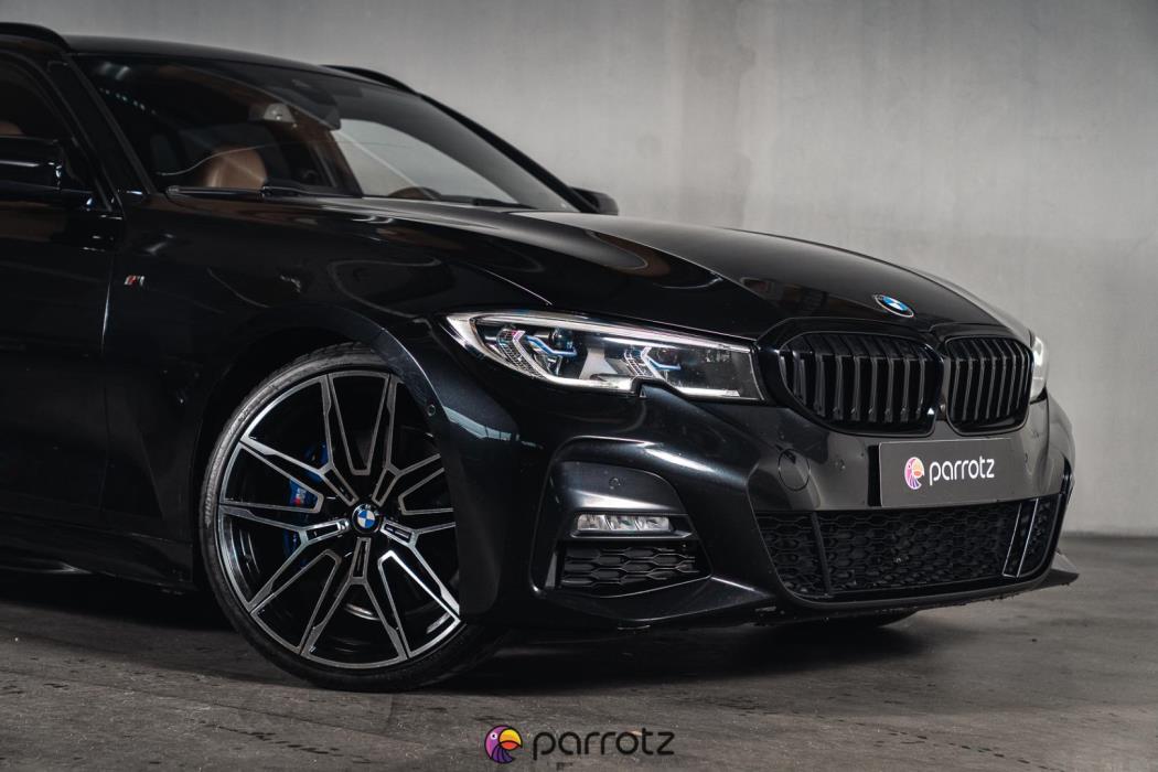 BMW 330 2021