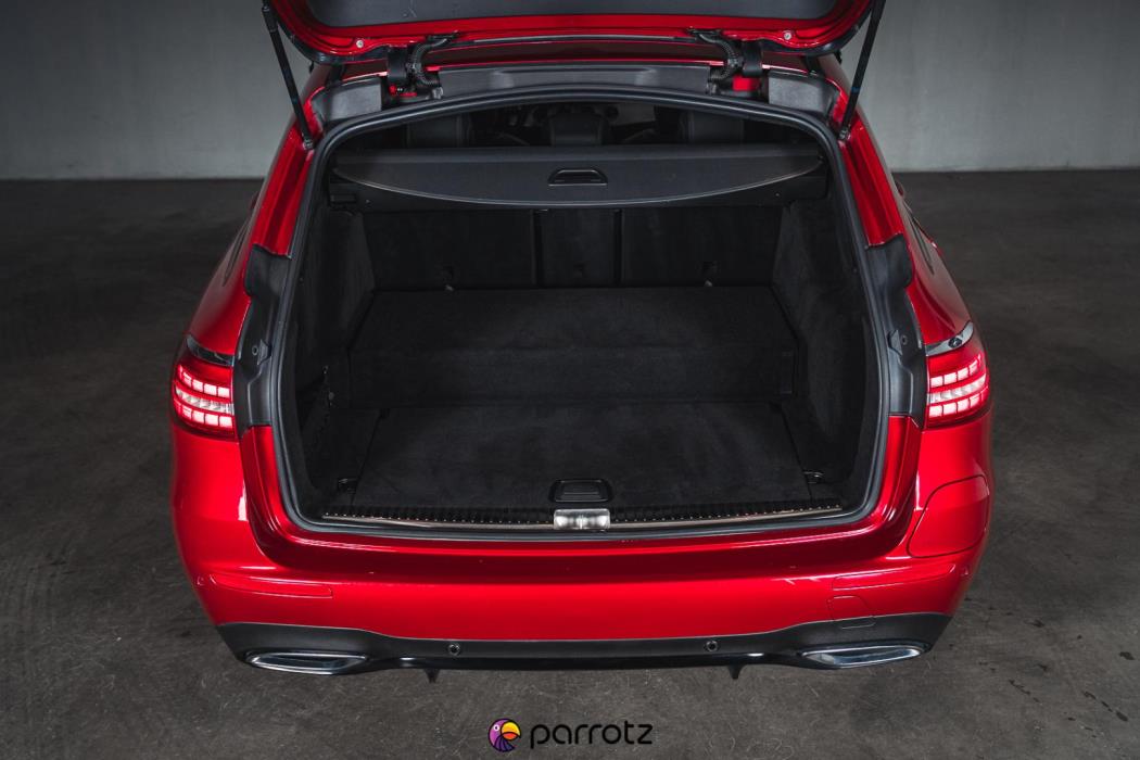 MERCEDES-BENZ E 2021