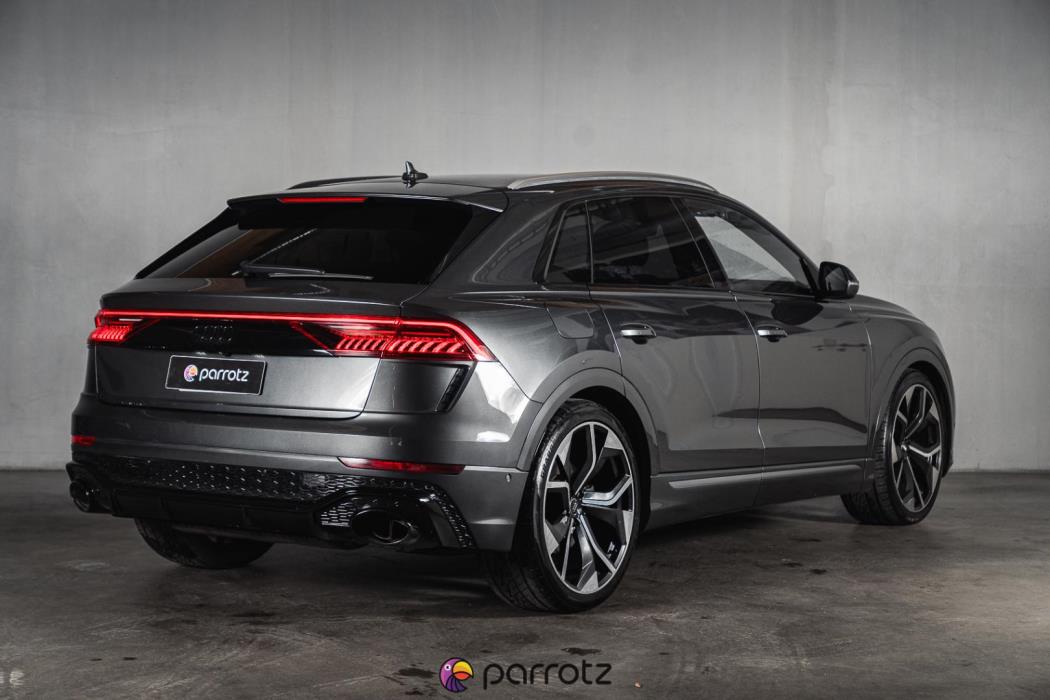 AUDI Q8 2019