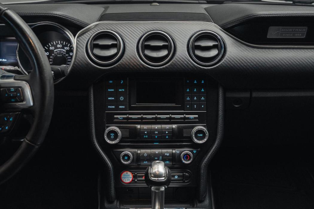 FORD Mustang 2016