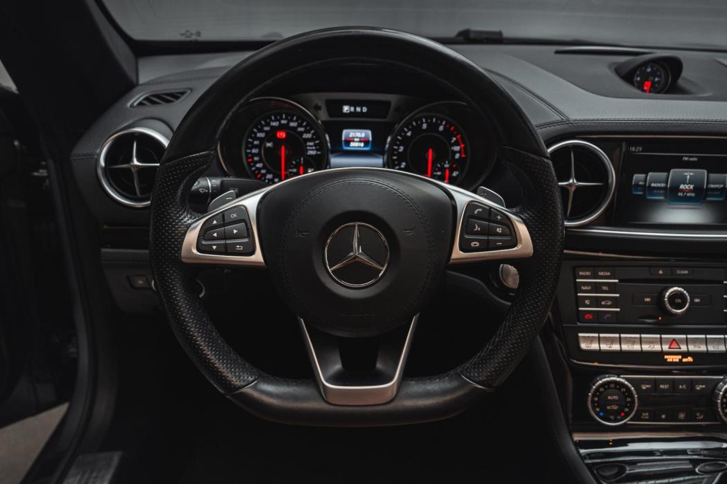 MERCEDES-BENZ SL 2016