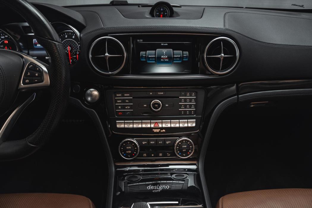 MERCEDES-BENZ SL 2016