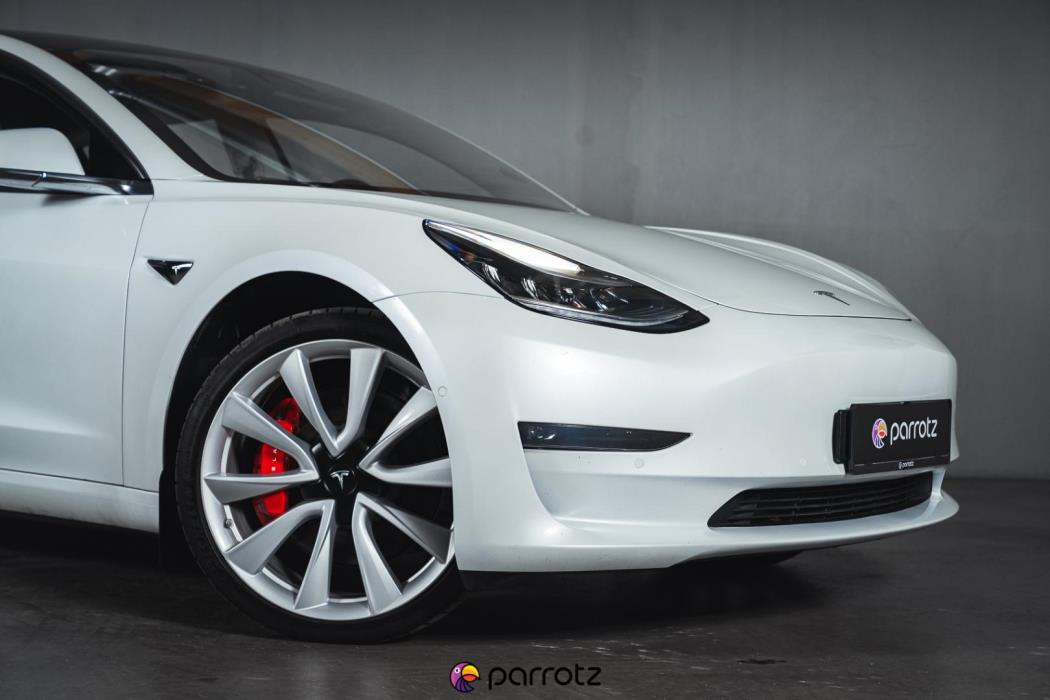 TESLA Model 3 2019
