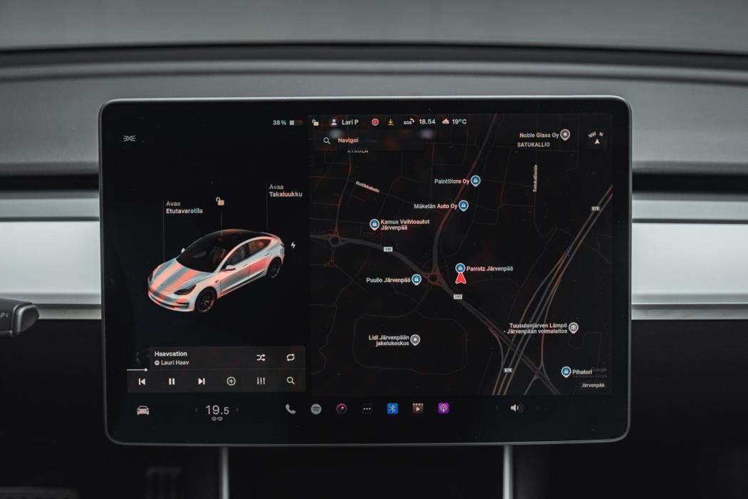 TESLA Model 3 2019