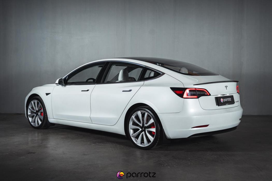 TESLA Model 3 2019
