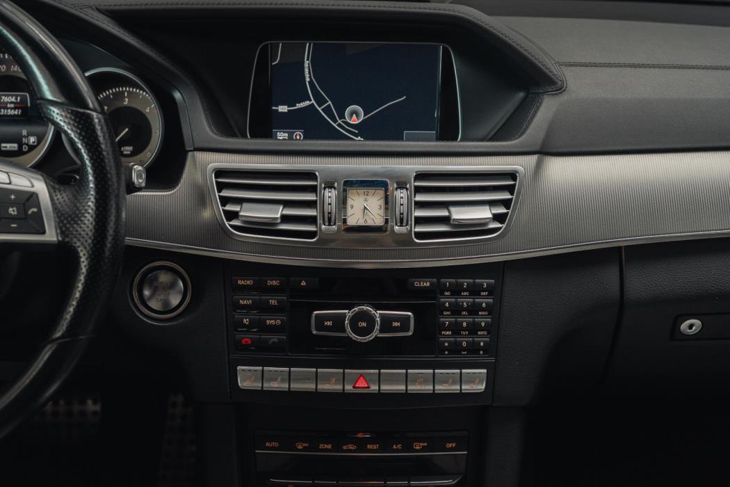 MERCEDES-BENZ E 2013