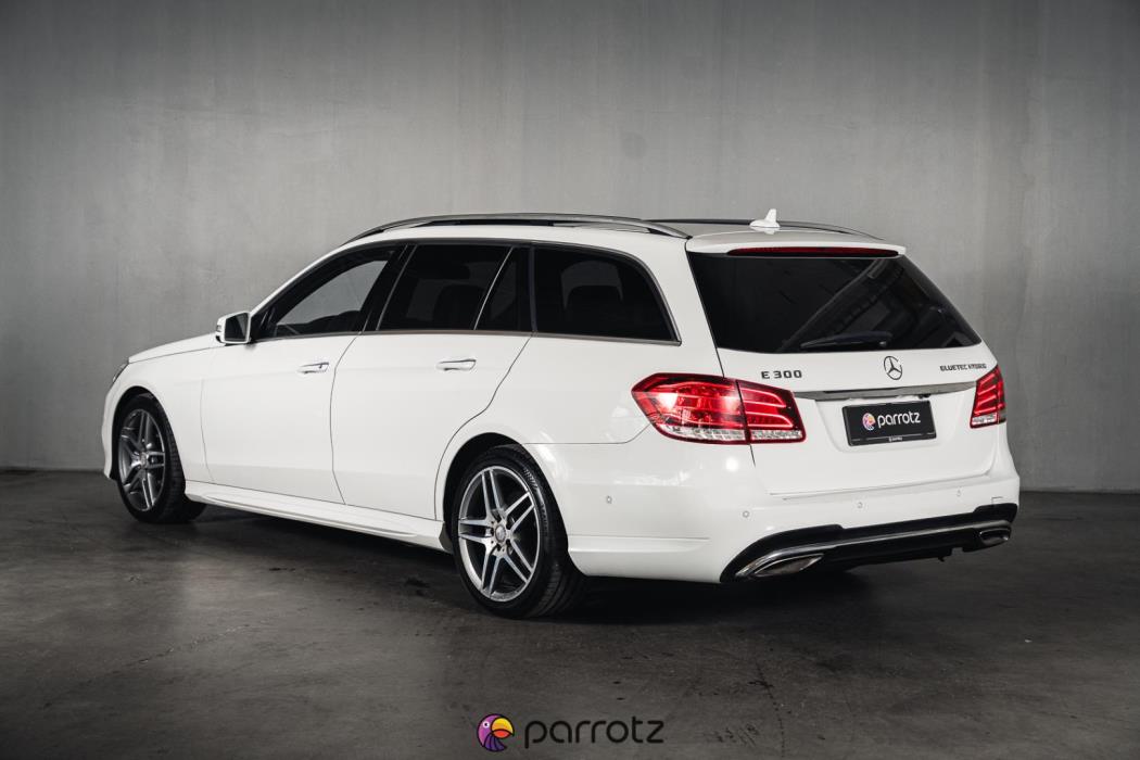 MERCEDES-BENZ E 2013