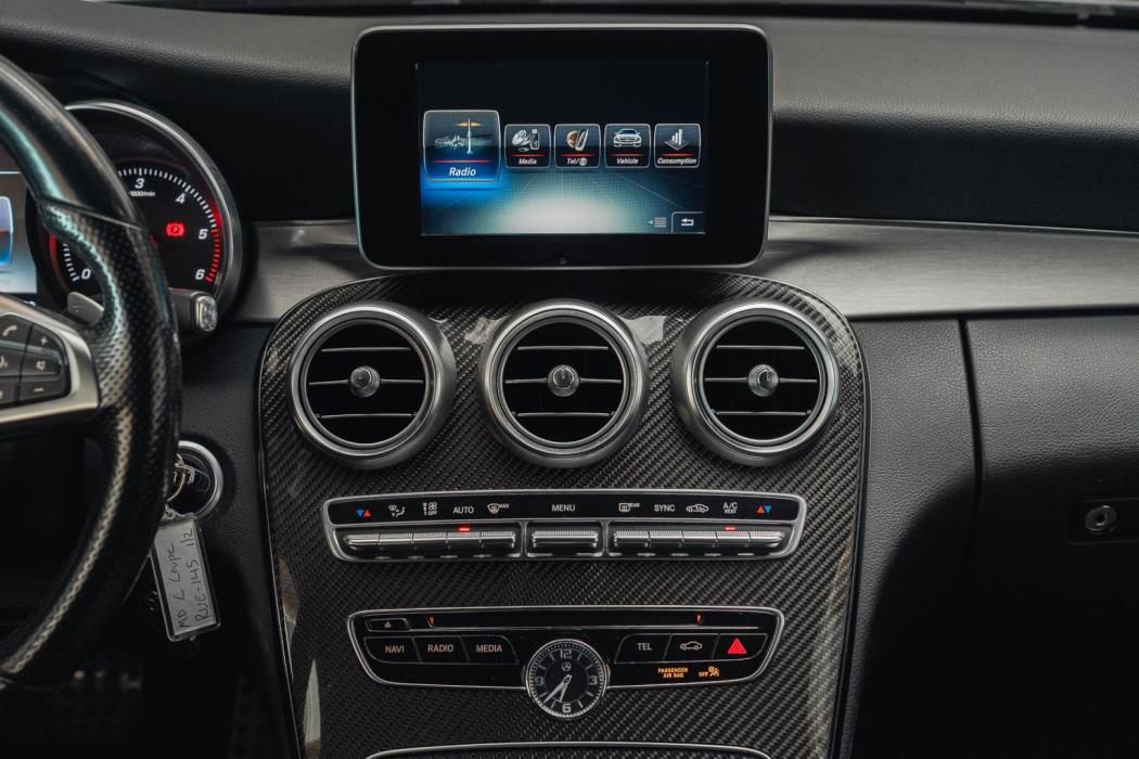 MERCEDES-BENZ C 2016