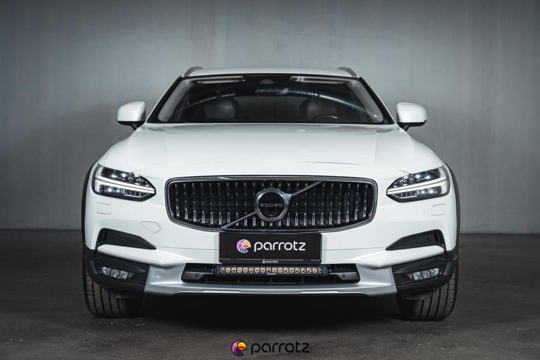 VOLVO V90 Cross Country 2018