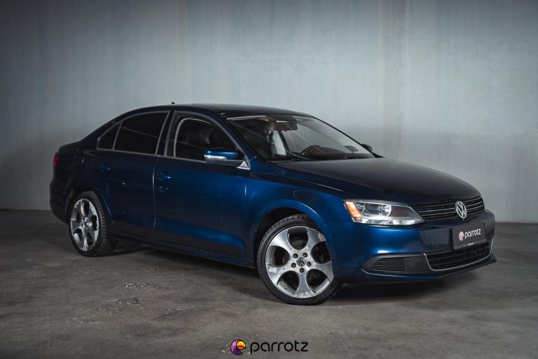 VOLKSWAGEN Jetta 2013
