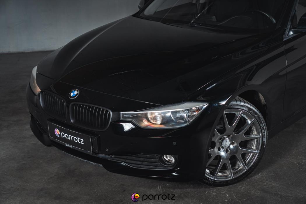 BMW 320 2012