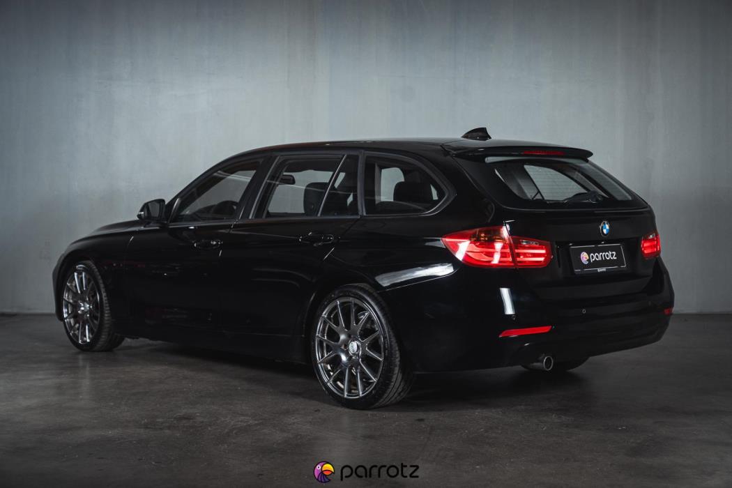 BMW 320 2012