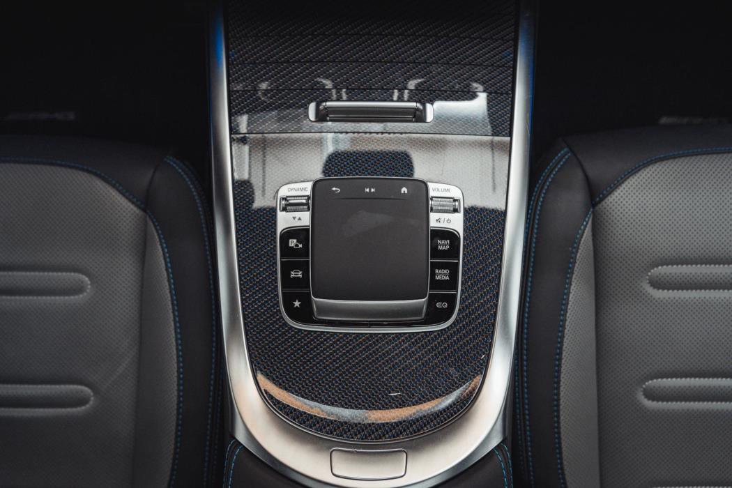 MERCEDES-BENZ G 2025