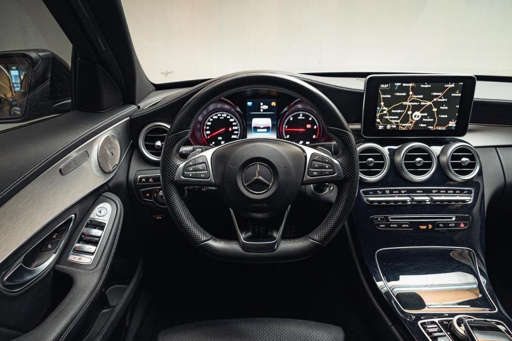 MERCEDES-BENZ C 2015
