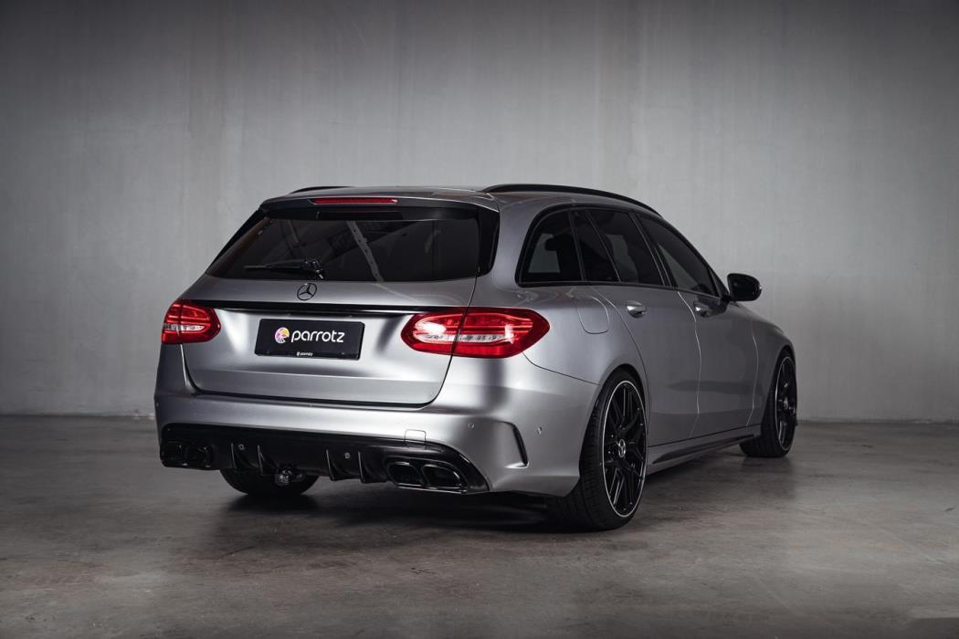 MERCEDES-BENZ C 2015
