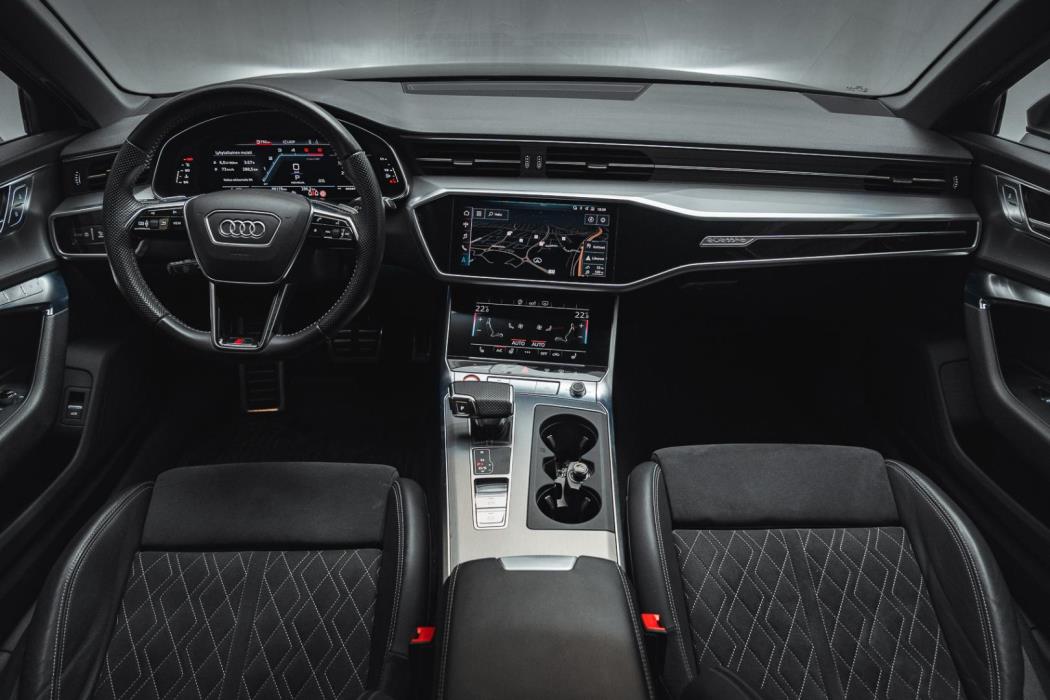 AUDI S6 2020