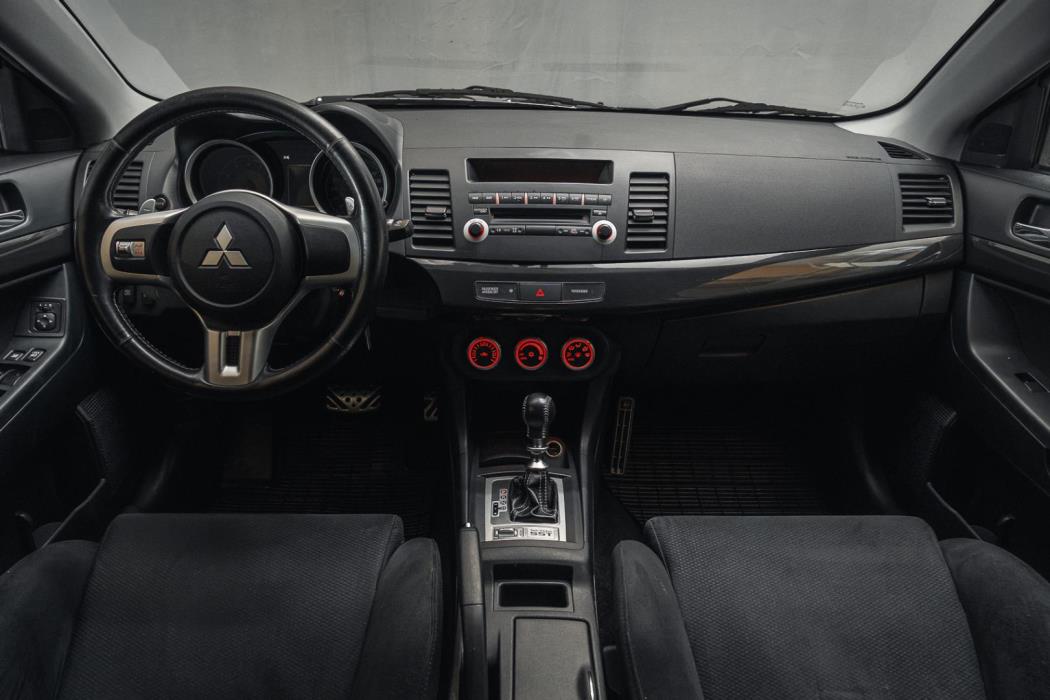 MITSUBISHI Lancer 2010