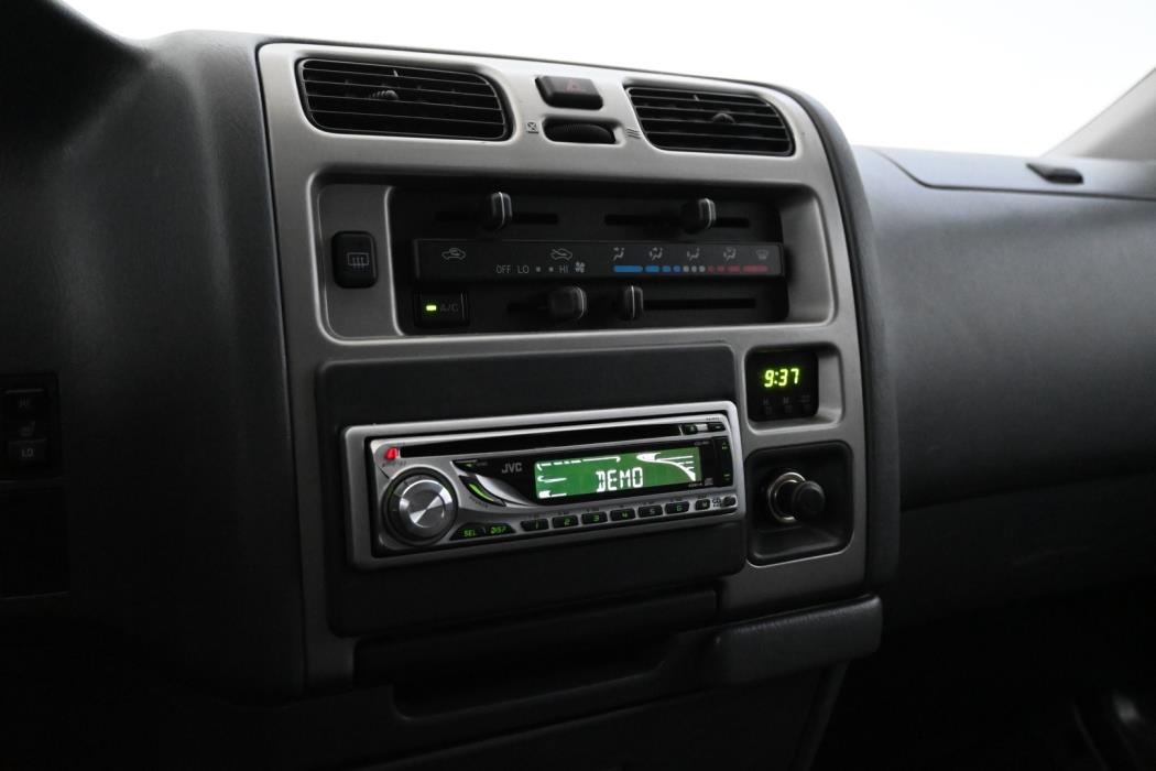 TOYOTA Hiace 2007