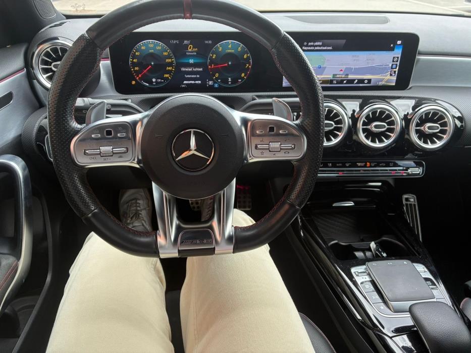 MERCEDES-BENZ A 35 AMG 2019